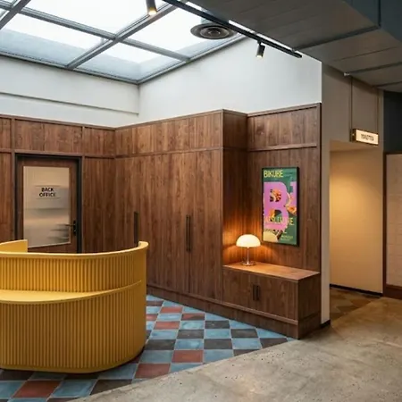 Bikube - Paris 4* Suresnes